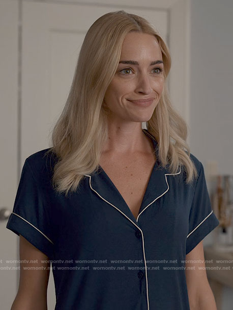Georgia's navy blue pajamas on Ginny & Georgia