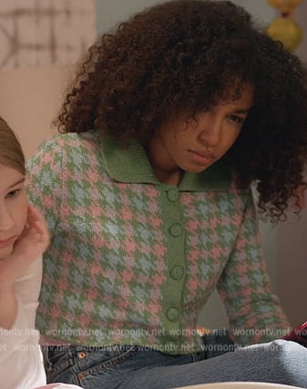 Shamiah's green houndstooth cardigan on Home Economics