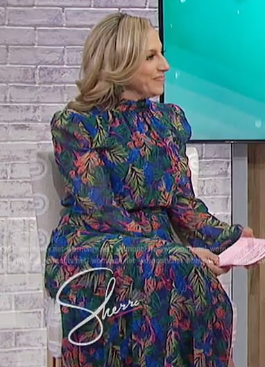 Kristin O'Keeffe's blue floral print maxi dress on Sherri