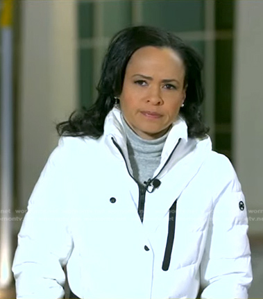 Linsey Davis's white puffer jacket on Good Morning America
