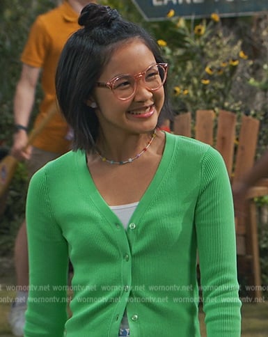 Megan's green ribbed cardigan on Bunkd