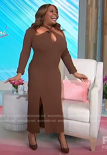Sherri's brown ribbed cutout dress on Sherri