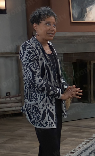 Stella's grey printed cardigan on General Hospital