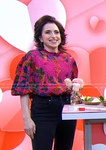 Darcy Miller's pink floral top on Good Morning America