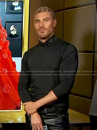 Chris Appleton's black turtleneck  on Access Hollywood