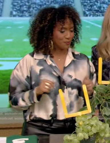 Dayna Isom Johnson's tie dye blouse on Live with Kelly and Ryan
