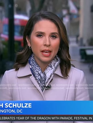 Elizabeth Schulze's light grey coat on Good Morning America