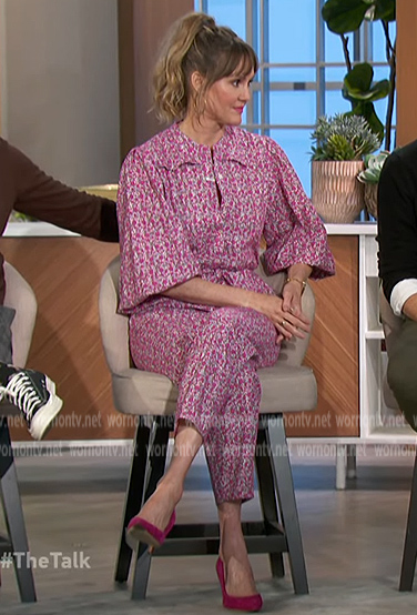 Erinn Hayes' floral print jumpsuit on The Talk