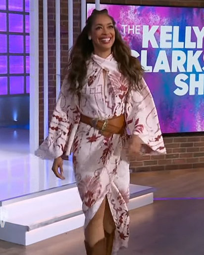 Gina Torres's printed wrap effect dress on The Kelly Clarkson Show