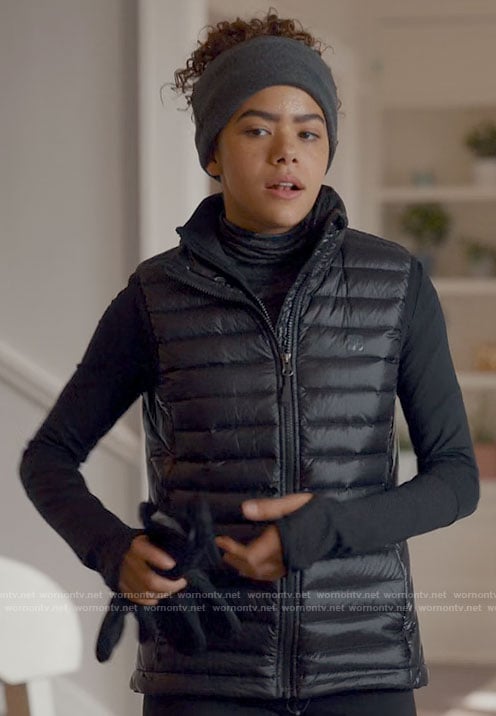 Ginny's black padded vest on Ginny & Georgia