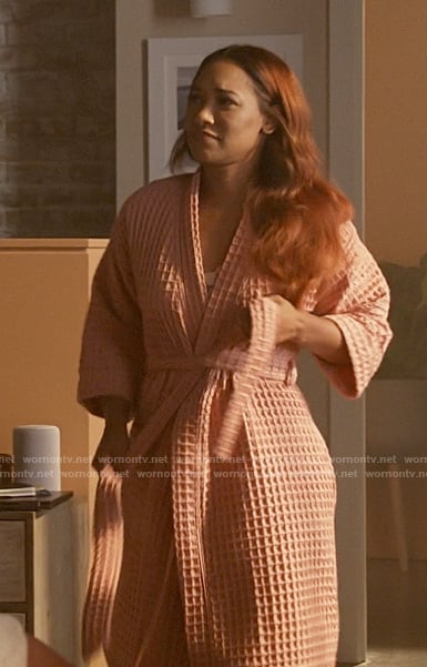 Iris's pink waffle knit robe on The Flash
