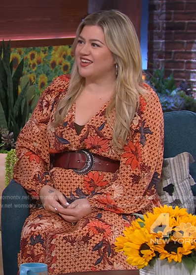 Kelly's orange floral print dress on The Kelly Clarkson Show