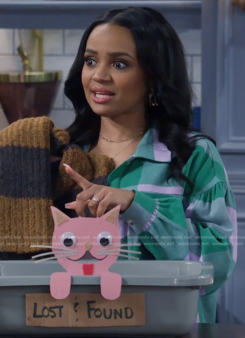 Randi's green and lilac checked shirt on Call Me Kat