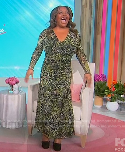 Sherri's green floral ruched dress on Sherri