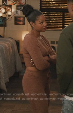 Thea's pink knit wrap top and pants on All American Homecoming