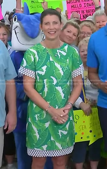 Wendy Moore's leaf print shift dress on Today