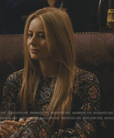 Willa's floral print ruffle dress on Succession