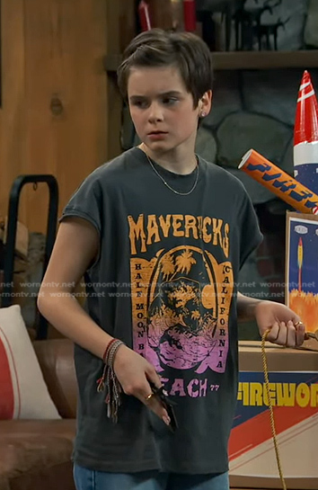 Winnie's black Mavericks Beach print tee on Bunkd