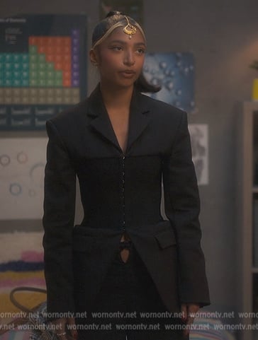 Zaara's black corset blazer on Grown-ish