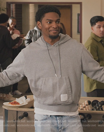 JR's gray hoodie on All American Homecoming