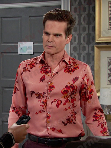 Leo's pink floral shirt on Days of our Lives