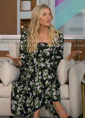 Amanda's black floral square neck dress on The Talk