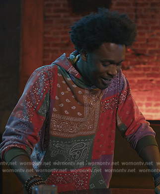 Noah's bandana print hoodie on Grand Crew