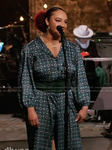 Cait Martin's blue geometric print jumpsuit on the Voice