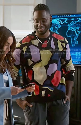 Chester's colorful print sweater on The Flash