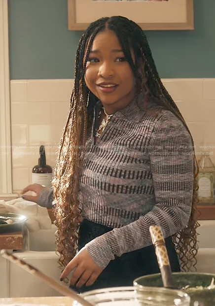 Delilah's space dye stripe polo sweater on The Equalizer