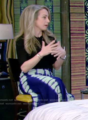 Dr Becky's blue tie dye skirt on Live with Kelly and Ryan