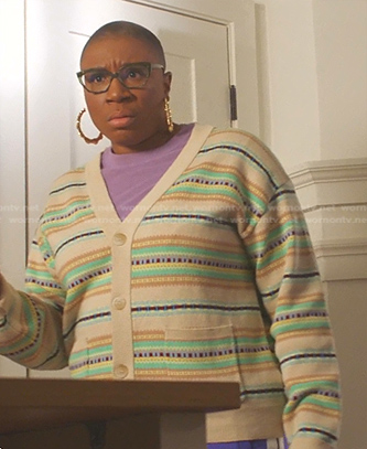 Hen's striped cardigan and purple pants on 9-1-1