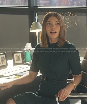 Jill's green ribbed dress on Sex/Life