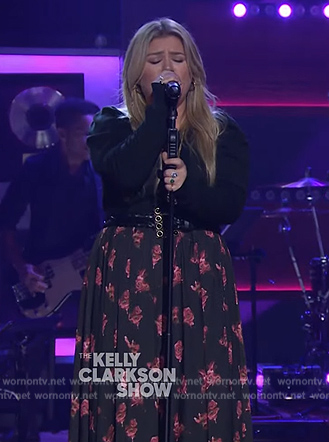 Kelly's black floral print skirt on The Kelly Clarkson Show