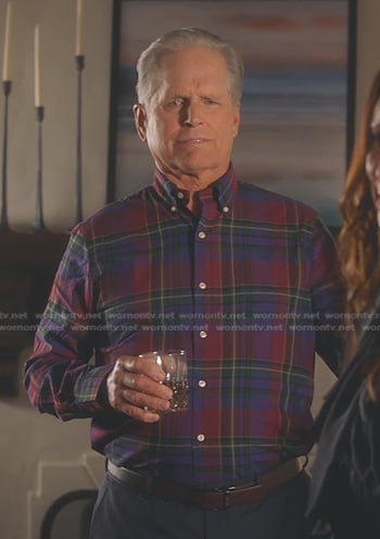 Phillip Buckley's plaid shirt on 9-1-1