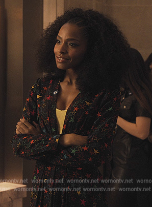 Sasha's black star print mini dress on Sex/Life