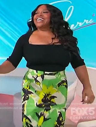 Sherri's green floral print skirt on Sherri