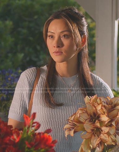 Tamara's blue short sleeve sweater on 9-1-1