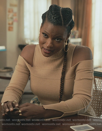 Vivian's beige cold shoulder sweater on Bel-Air