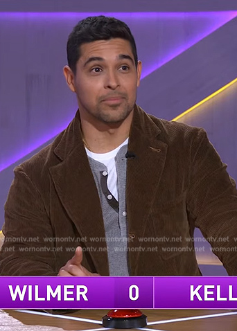 Wilmer Valderrama's brown corduroy blazer on The Kelly Clarkson Show