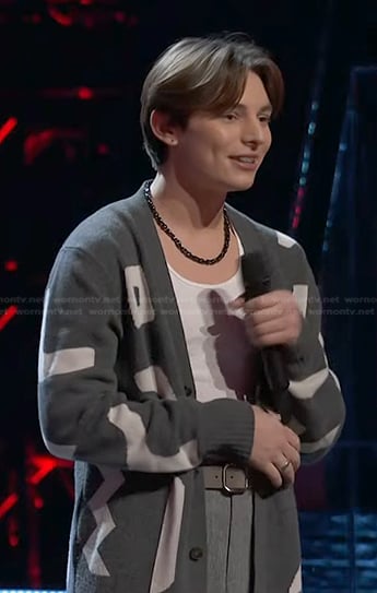 Ryley Tate Wilson's grey print cardigan on  The Voice