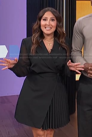 Adrienne's black pleated blazer dress on E! News