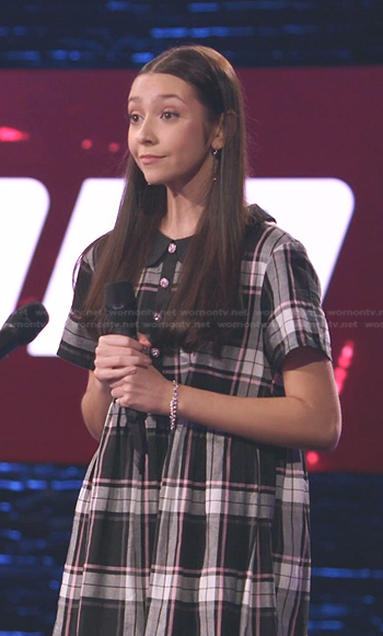 Bella Heichel's black plaid dress on The Voice
