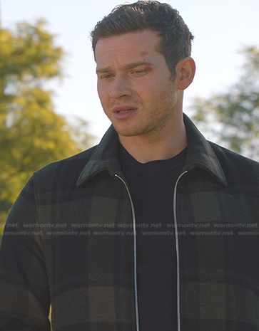 Evan's green plaid jacket on 9-1-1