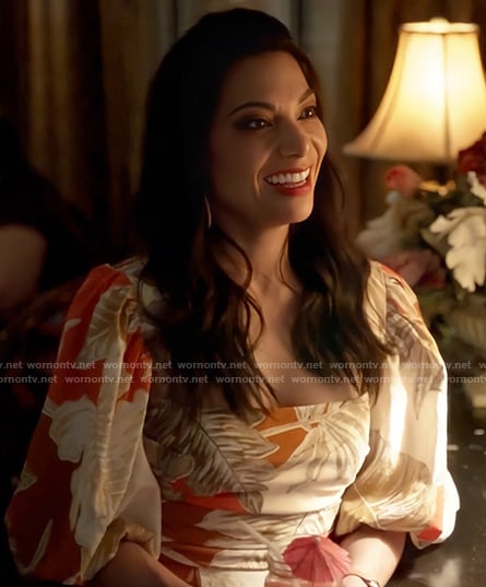 Helen's leaf print dress on True Lies
