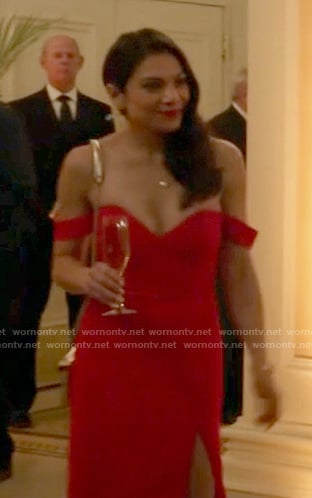 Helen's red off-shoulder gown on True Lies