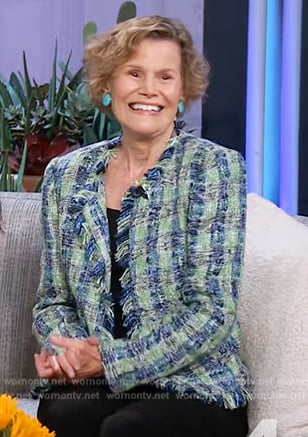 Judy Blume's green tweed jacket on The Kelly Clarkson Show