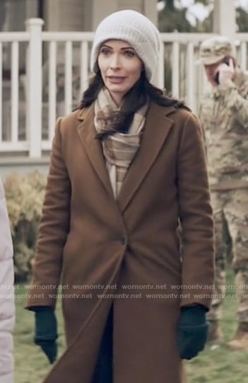 Lois's brown coat on Superman and Lois