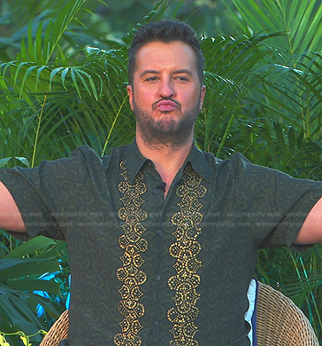 Luke Bryan's green embellished shirt on American Idol