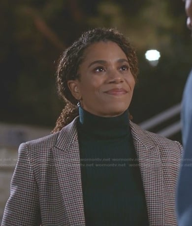 Maggie's houndstooth blazer on Greys Anatomy